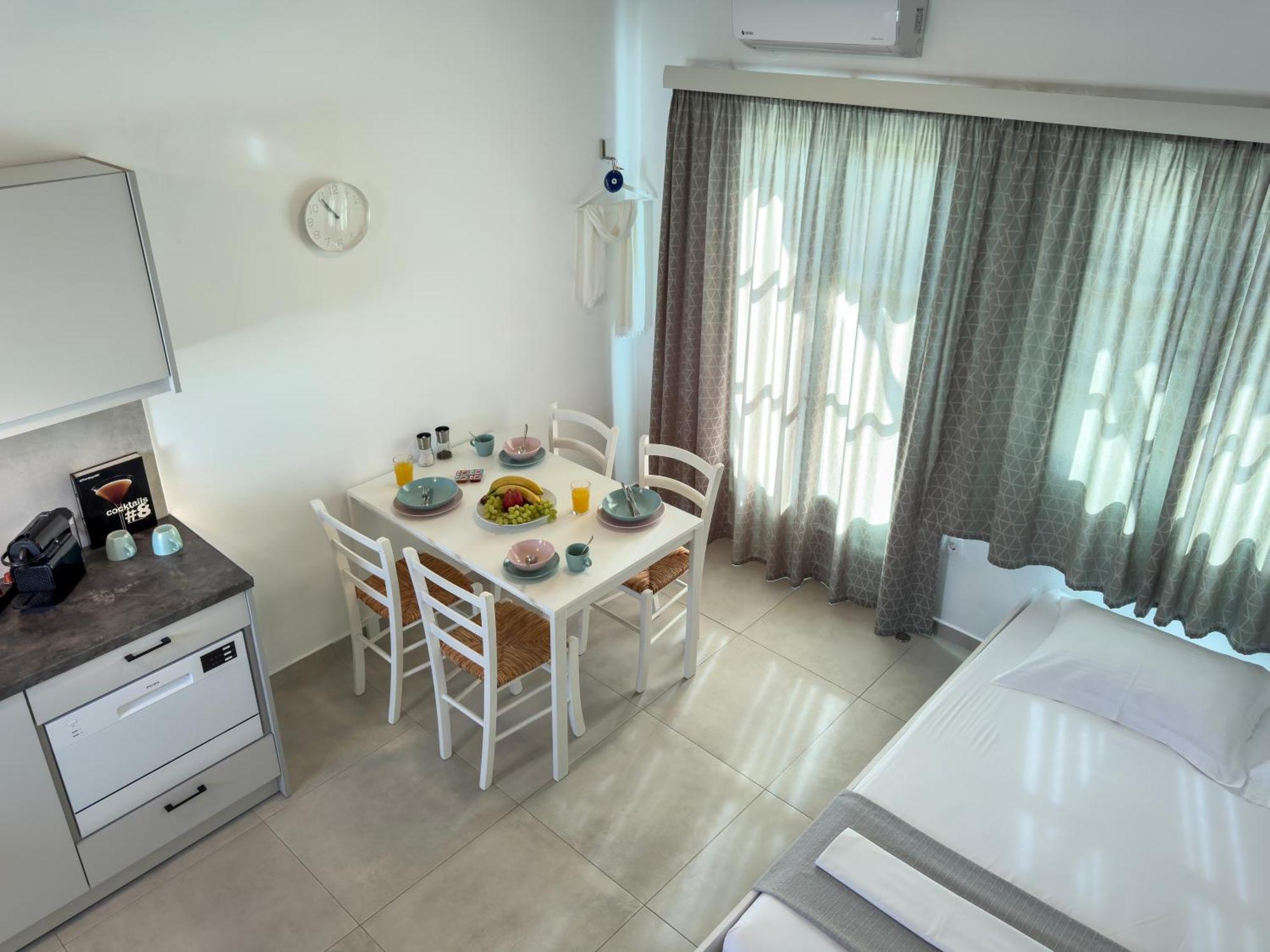 Aneton Residences Folegandros Karavostasis  Dış mekan fotoğraf