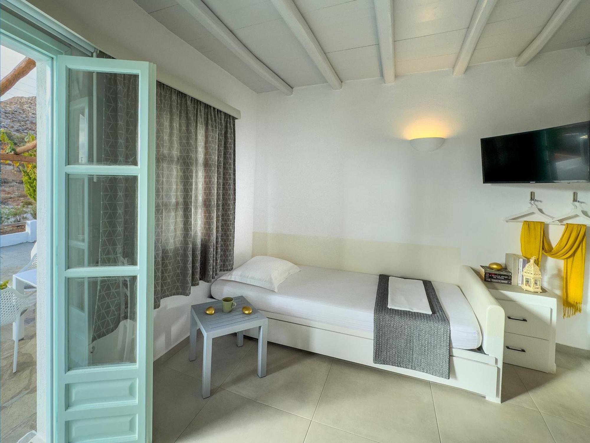 Aneton Residences Folegandros Karavostasis  Dış mekan fotoğraf